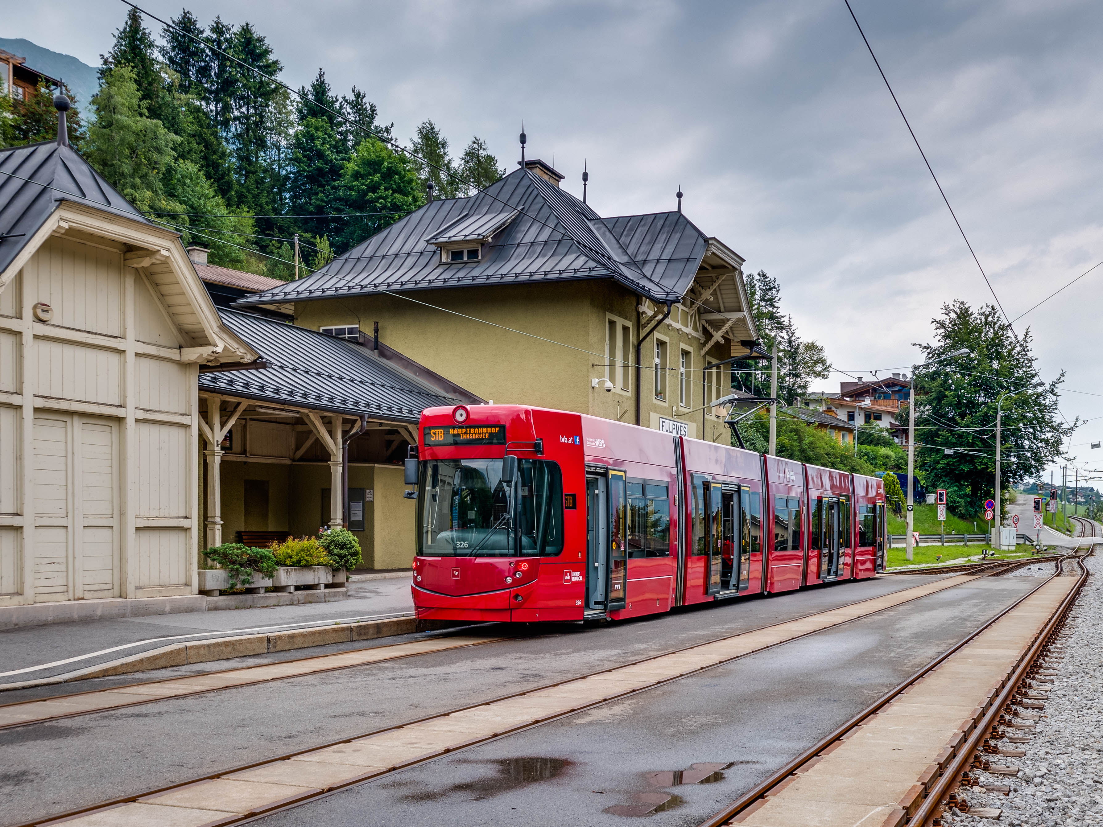 Stubai - Fulpmes - Bahnhof - HDR -BT- 01