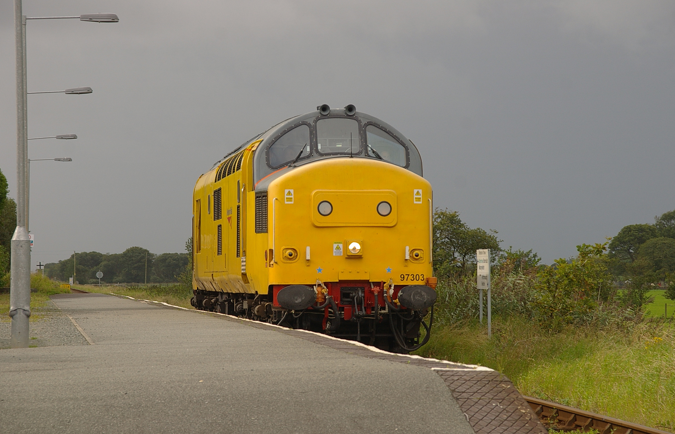Talsarnau railway station MMB 03 97303