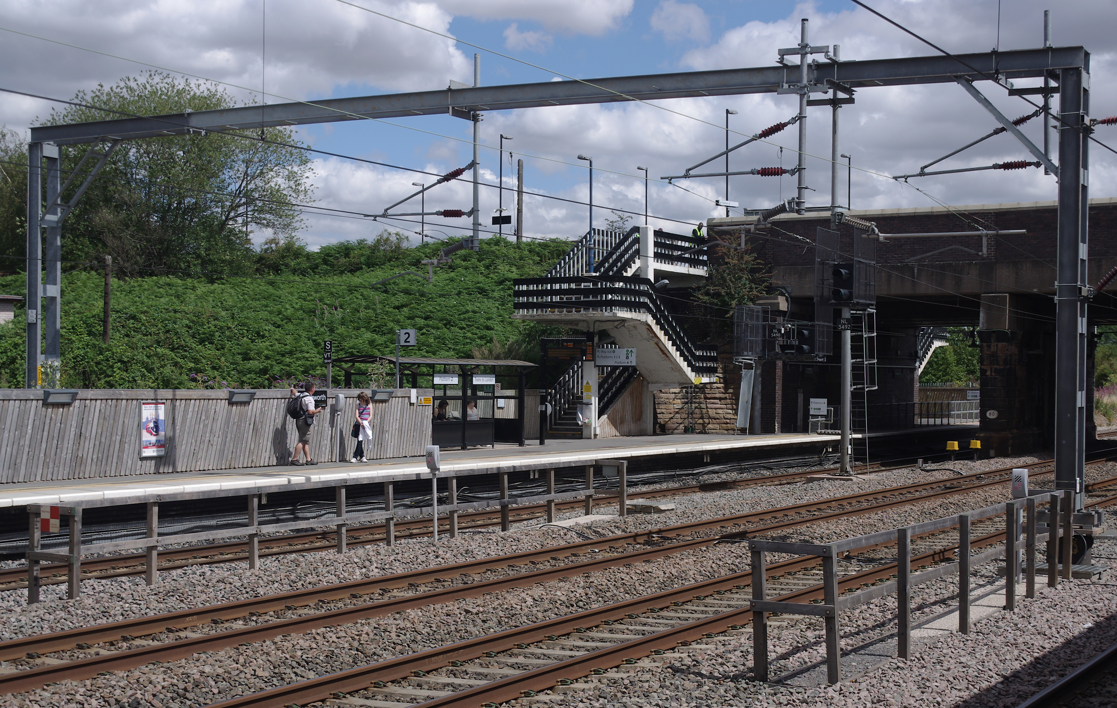 Tamworth railway station MMB 31