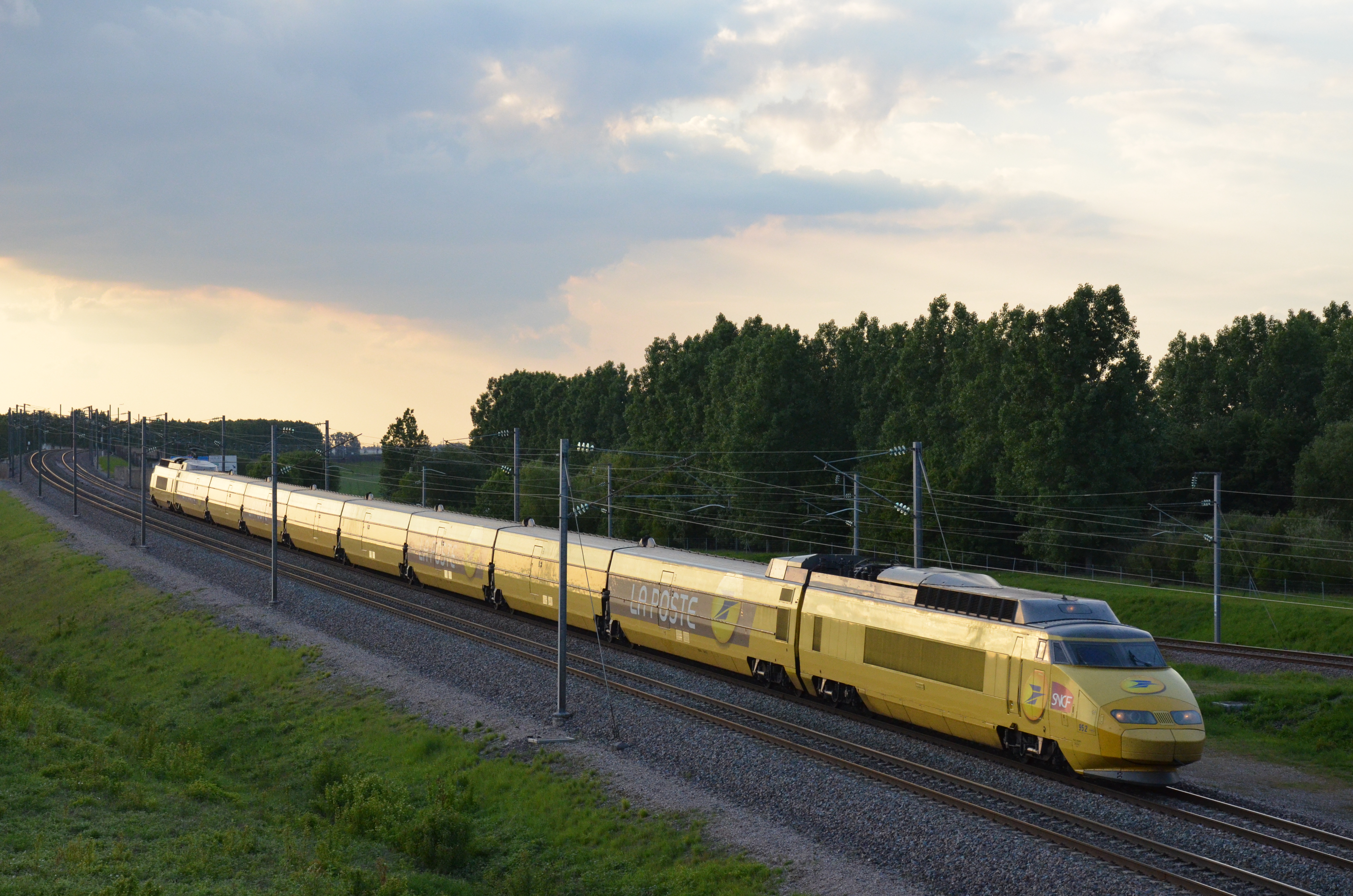 TGV Sud-Est Postal - Bifurcation de Crisenoy