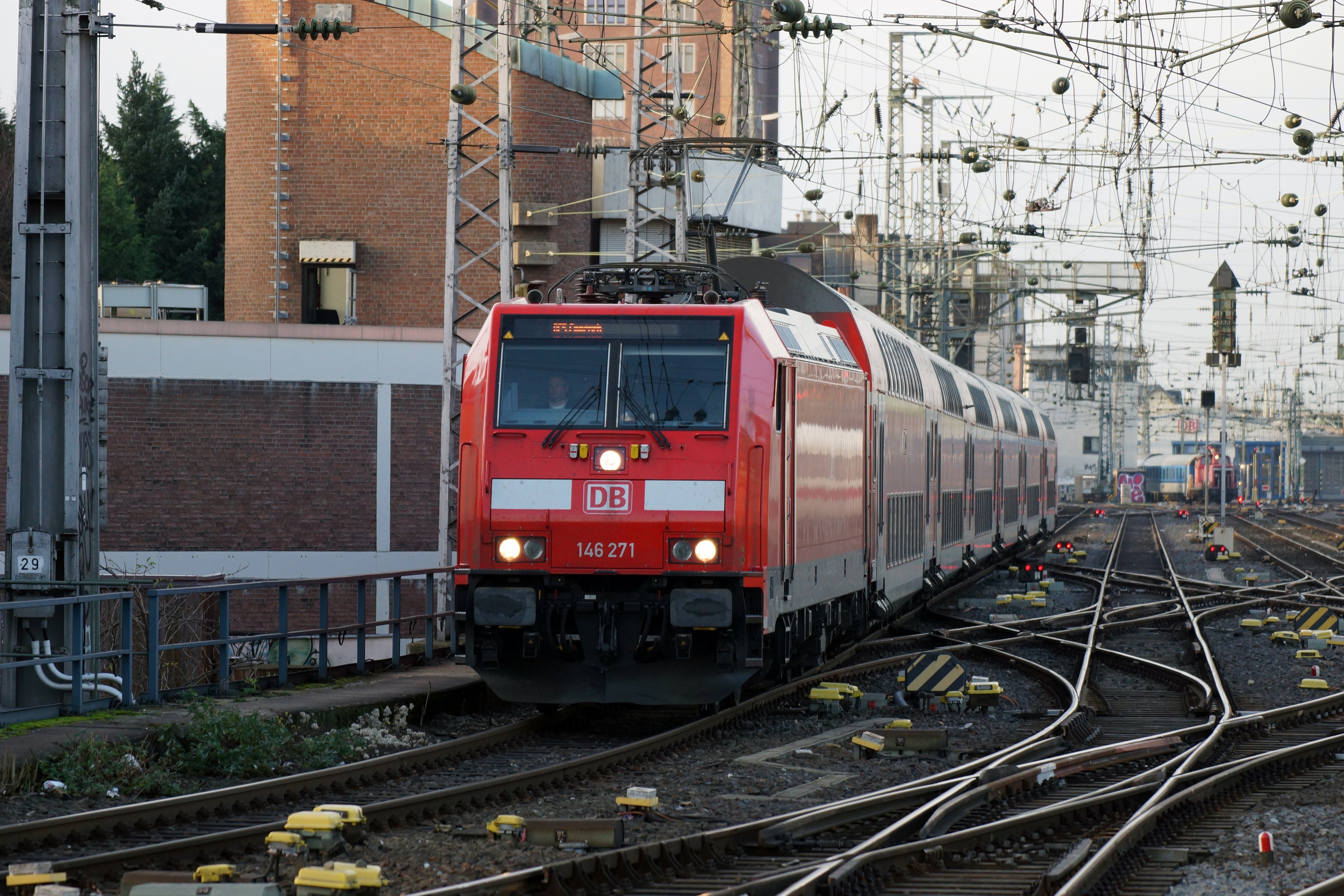 146 271 Köln Hauptbahnhof 2015-12-17-02