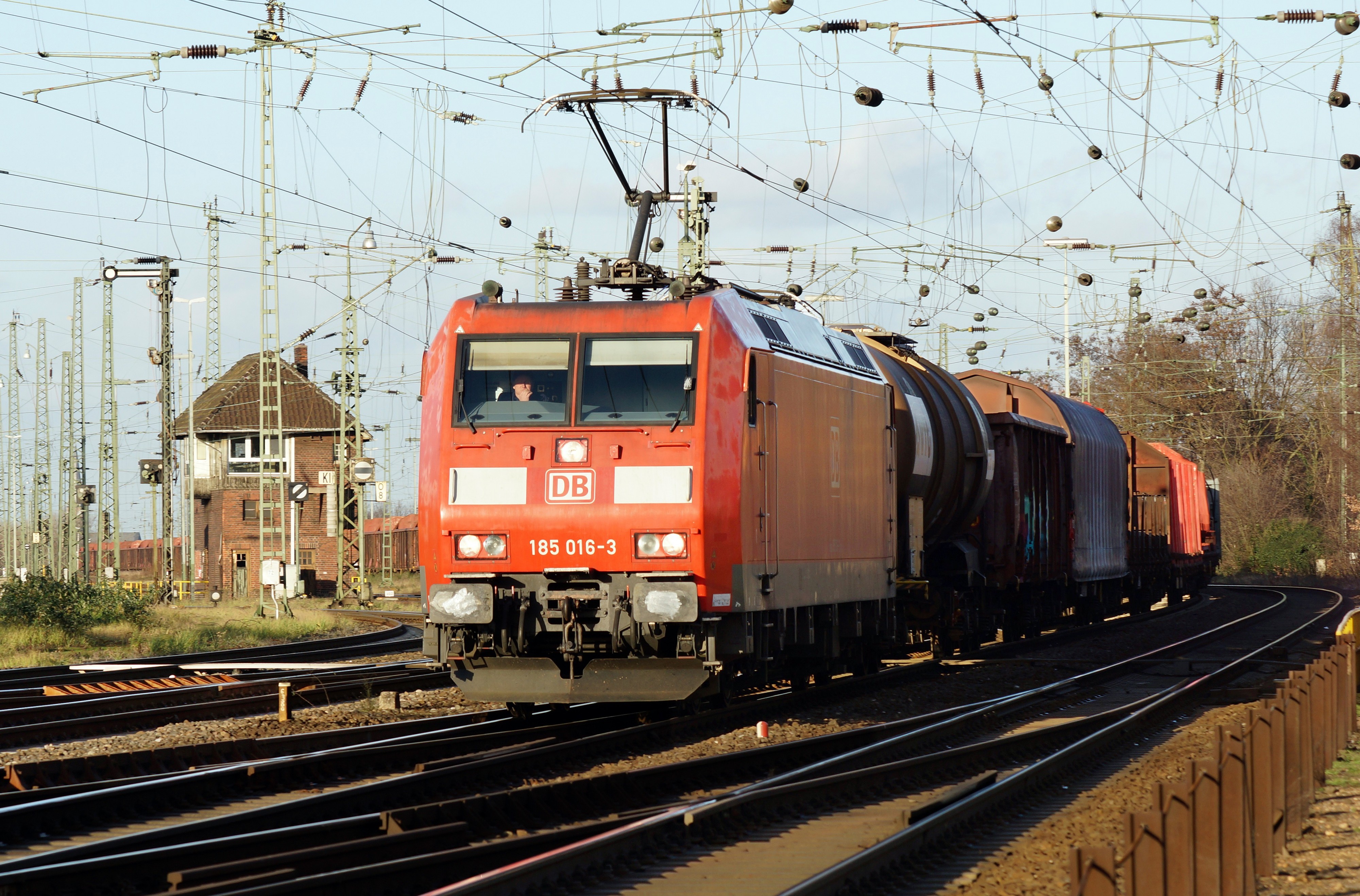 185 016-3 Köln-Kalk Nord 2015-12-31-03