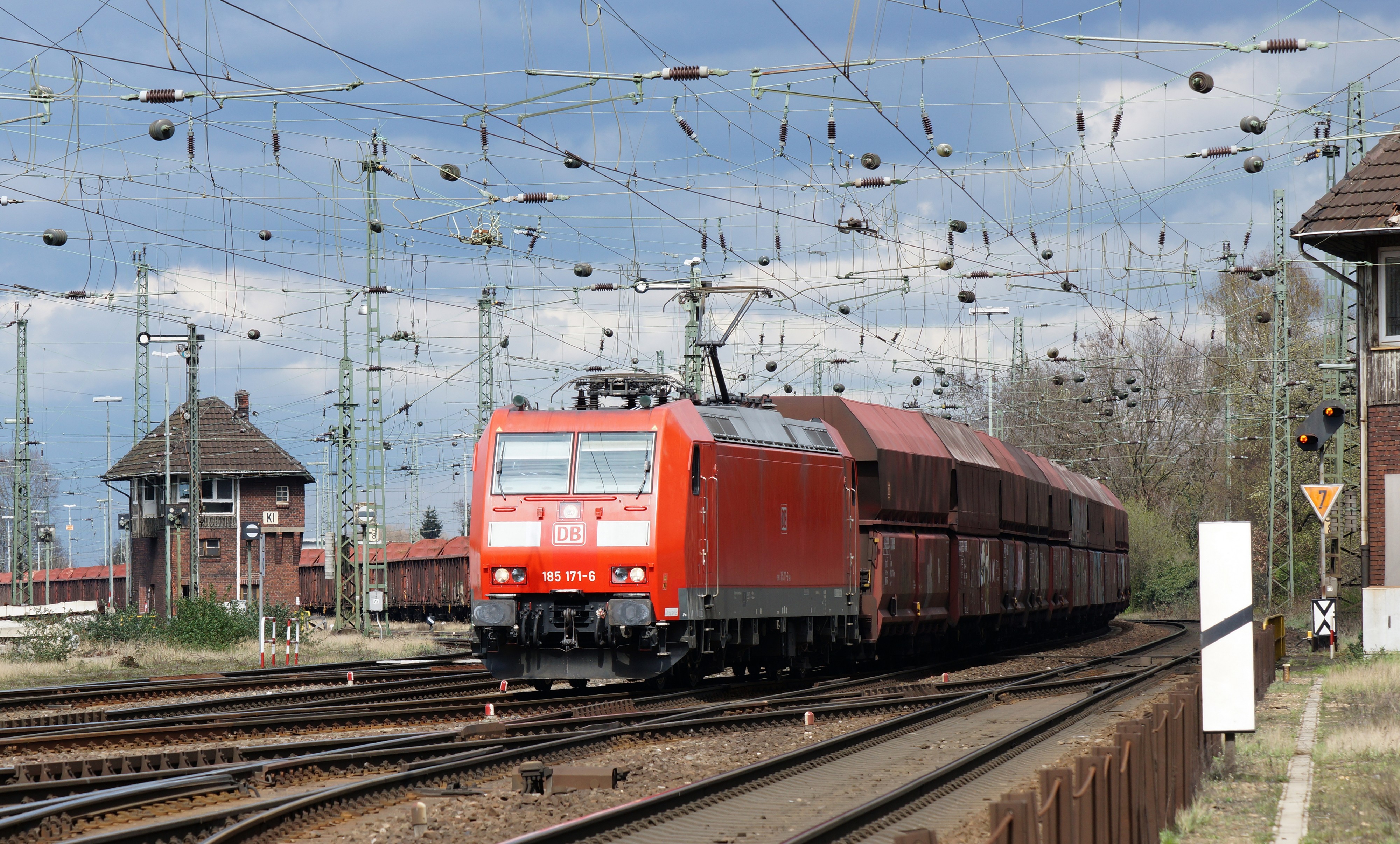 185 171-6 Köln-Kalk Nord 2016-04-02-01