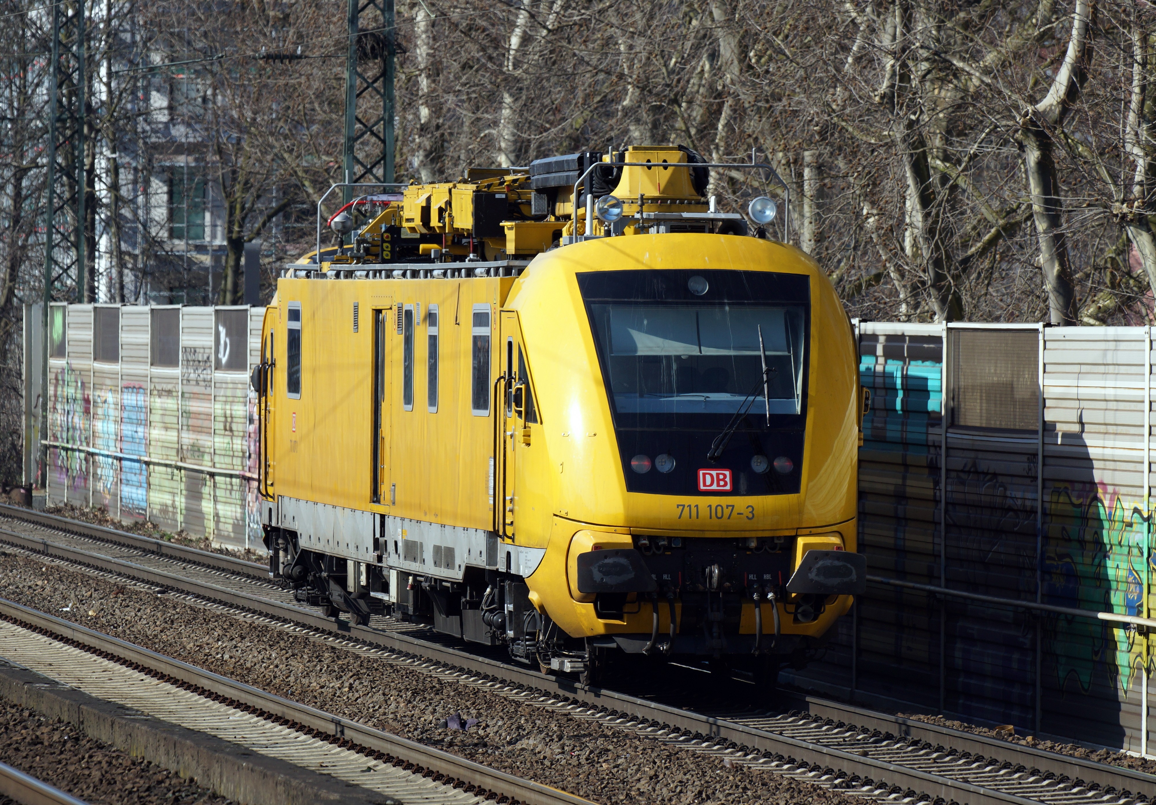 711 107-3 Köln-Süd 2016-03-17-04