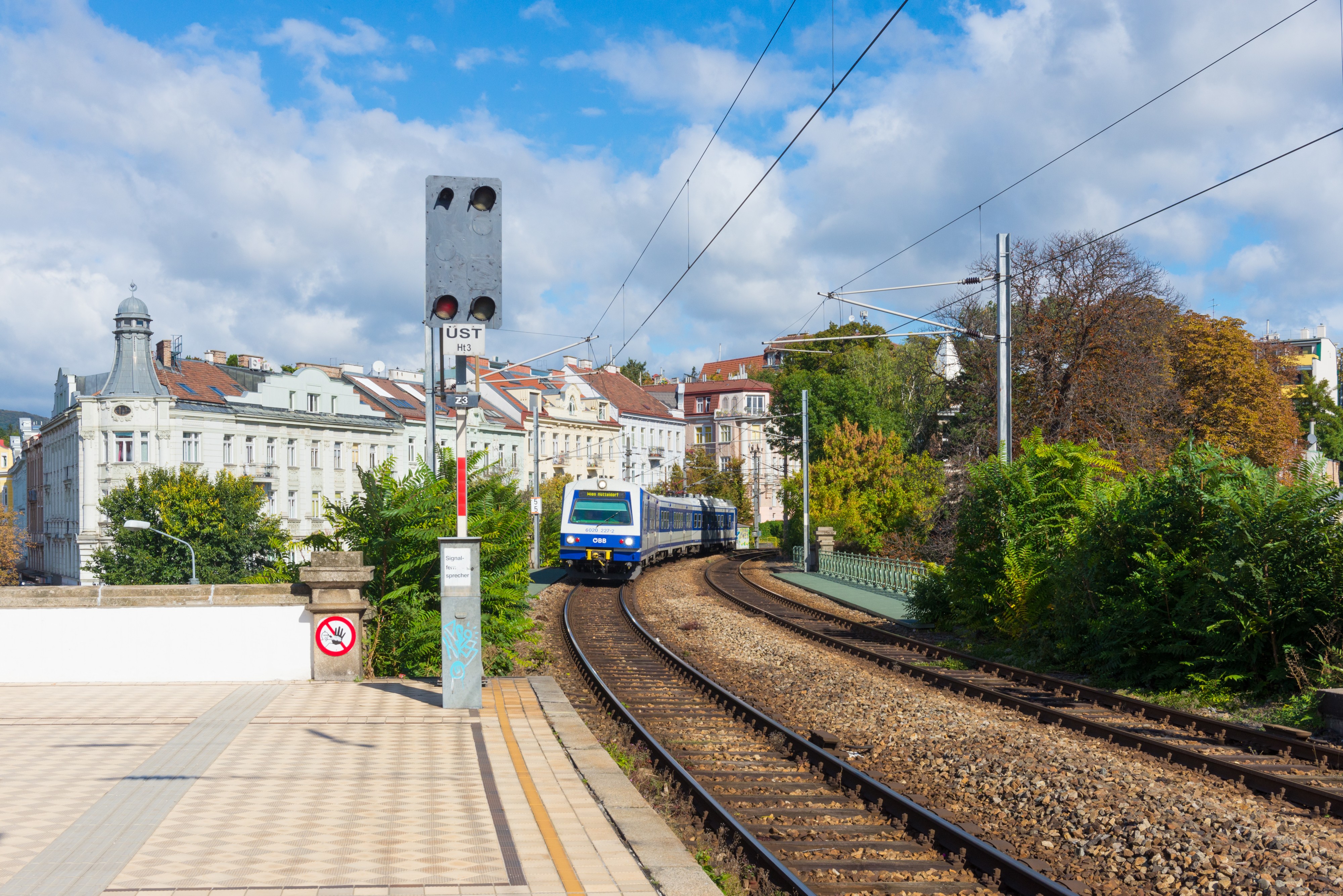 ÖBB 4020-227, Gersthof, 05.10.2016