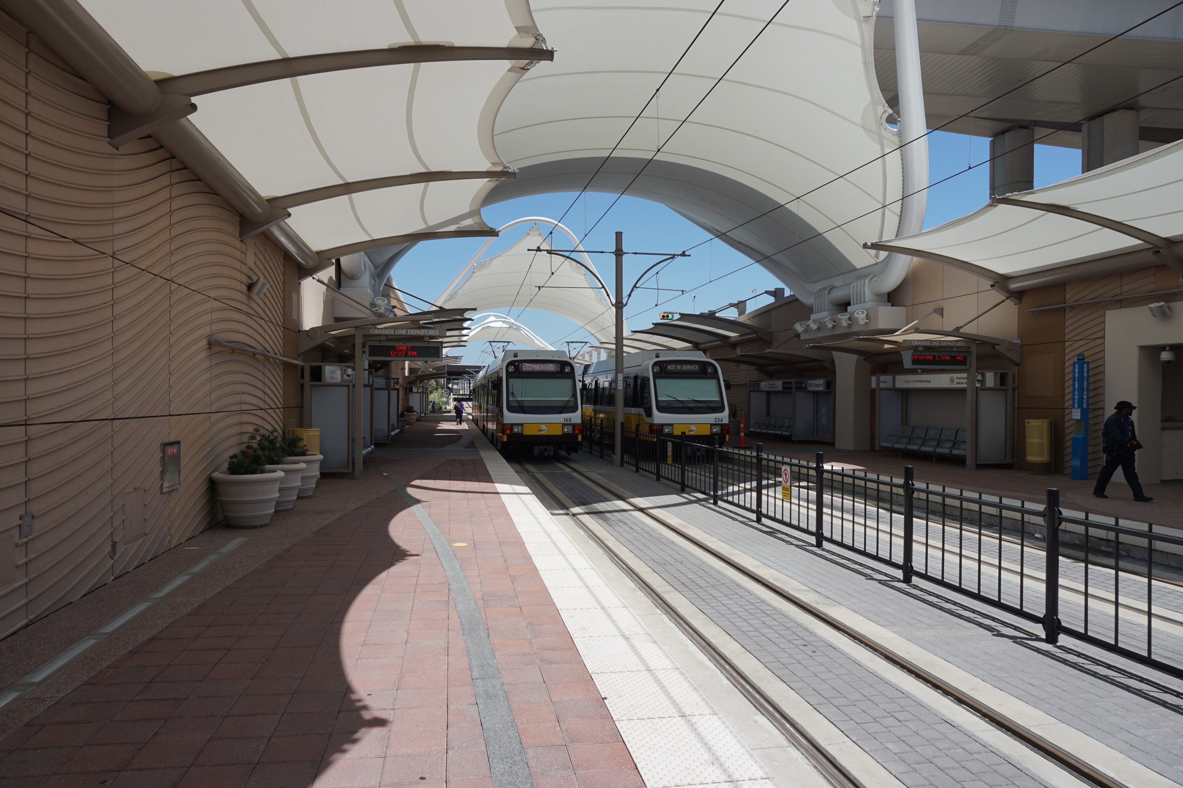 DFW Airport Station July 2015 1