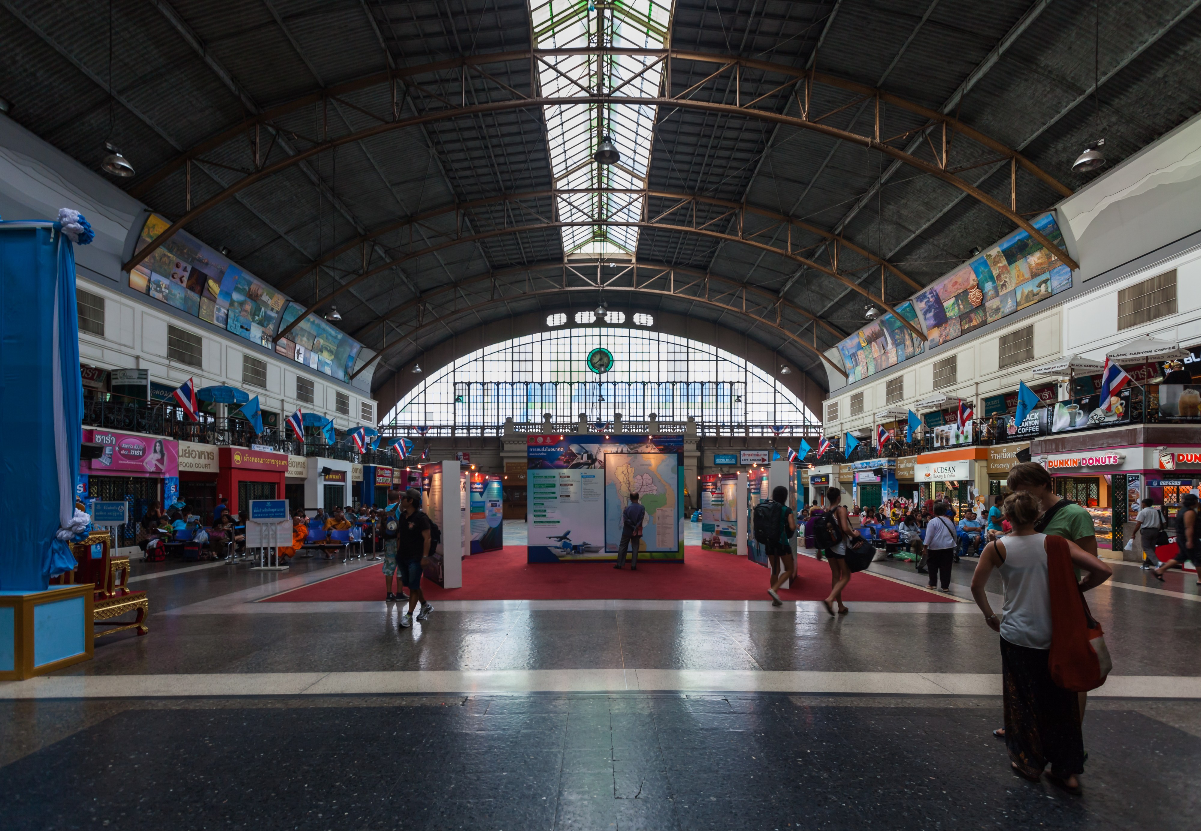 Estación de FF.CC., Bangkok, Tailandia, 2013-08-23, DD 01