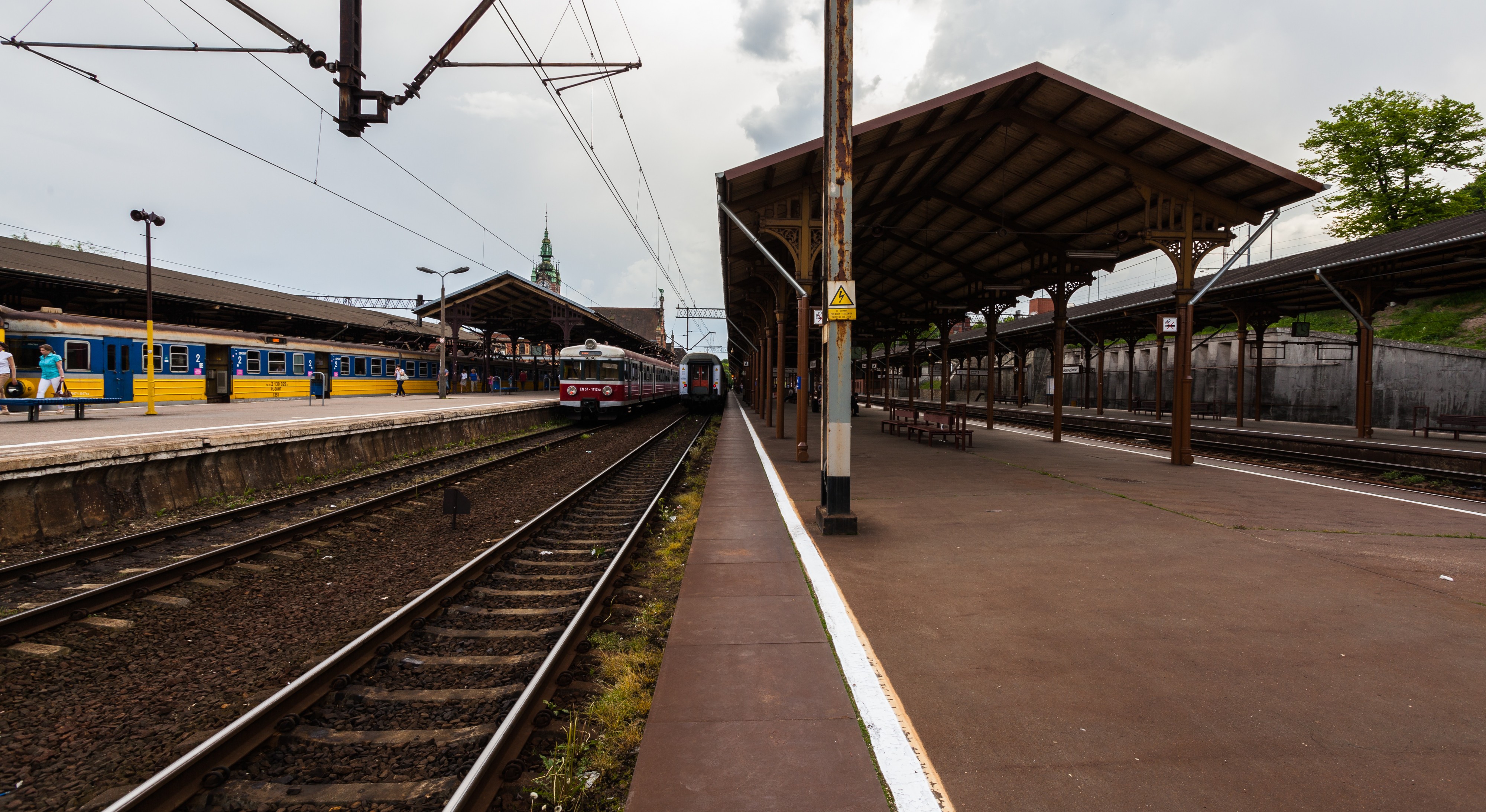 Estación de FFCC, Gdansk, Polonia, 2013-05-20, DD 17