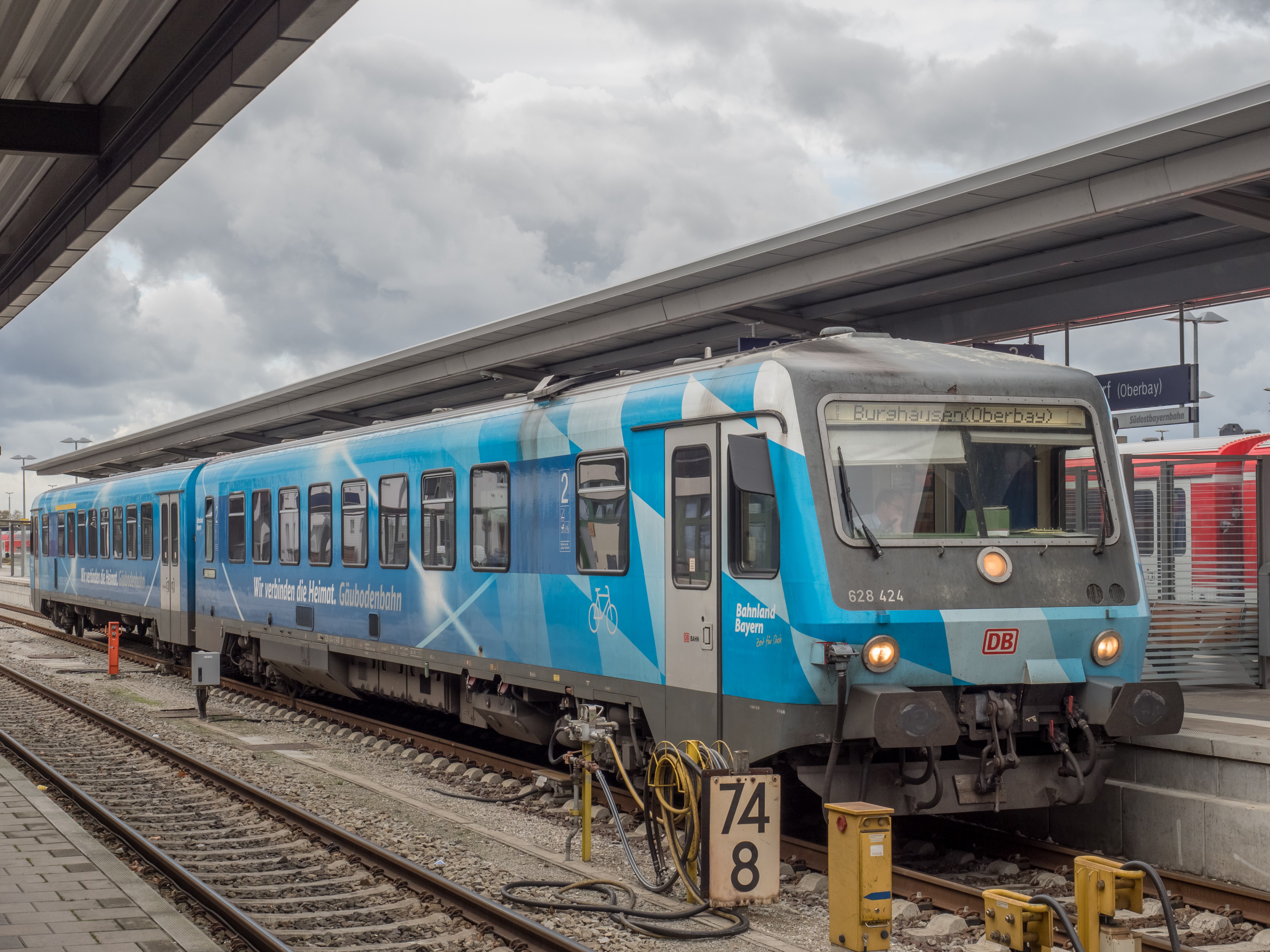 Mühldorf Bahnhof Triebwagen 220714