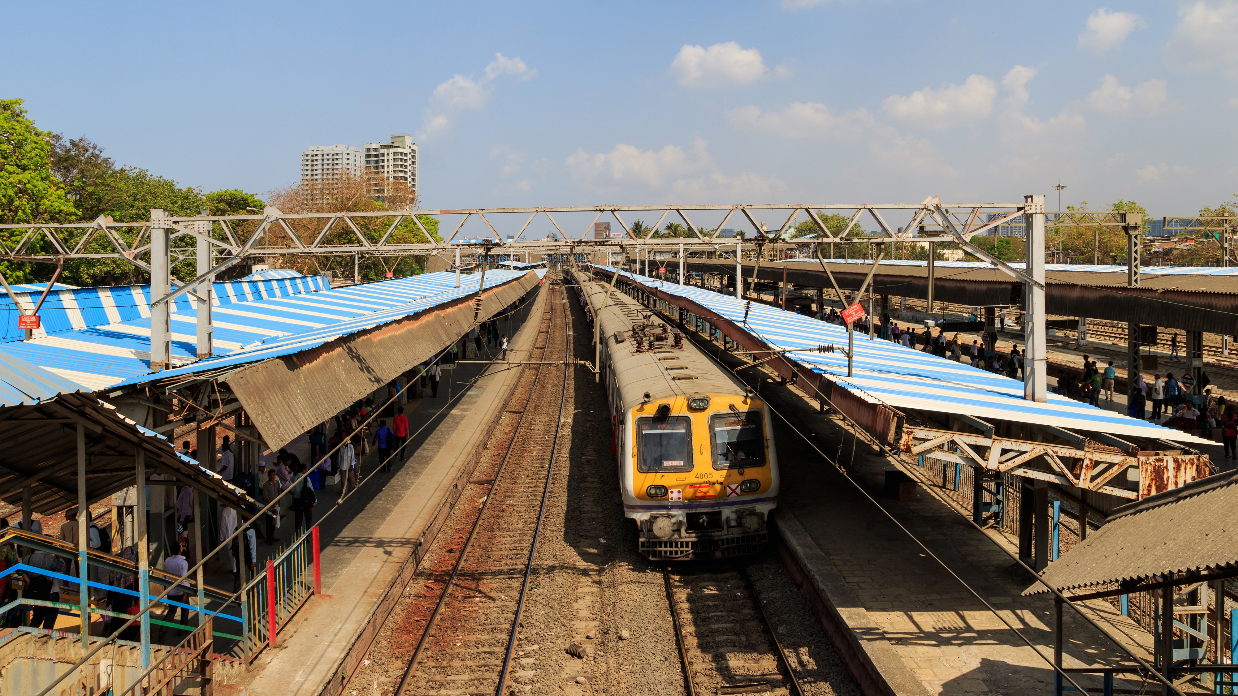 Mumbai 03-2016 47 Mahim Junction