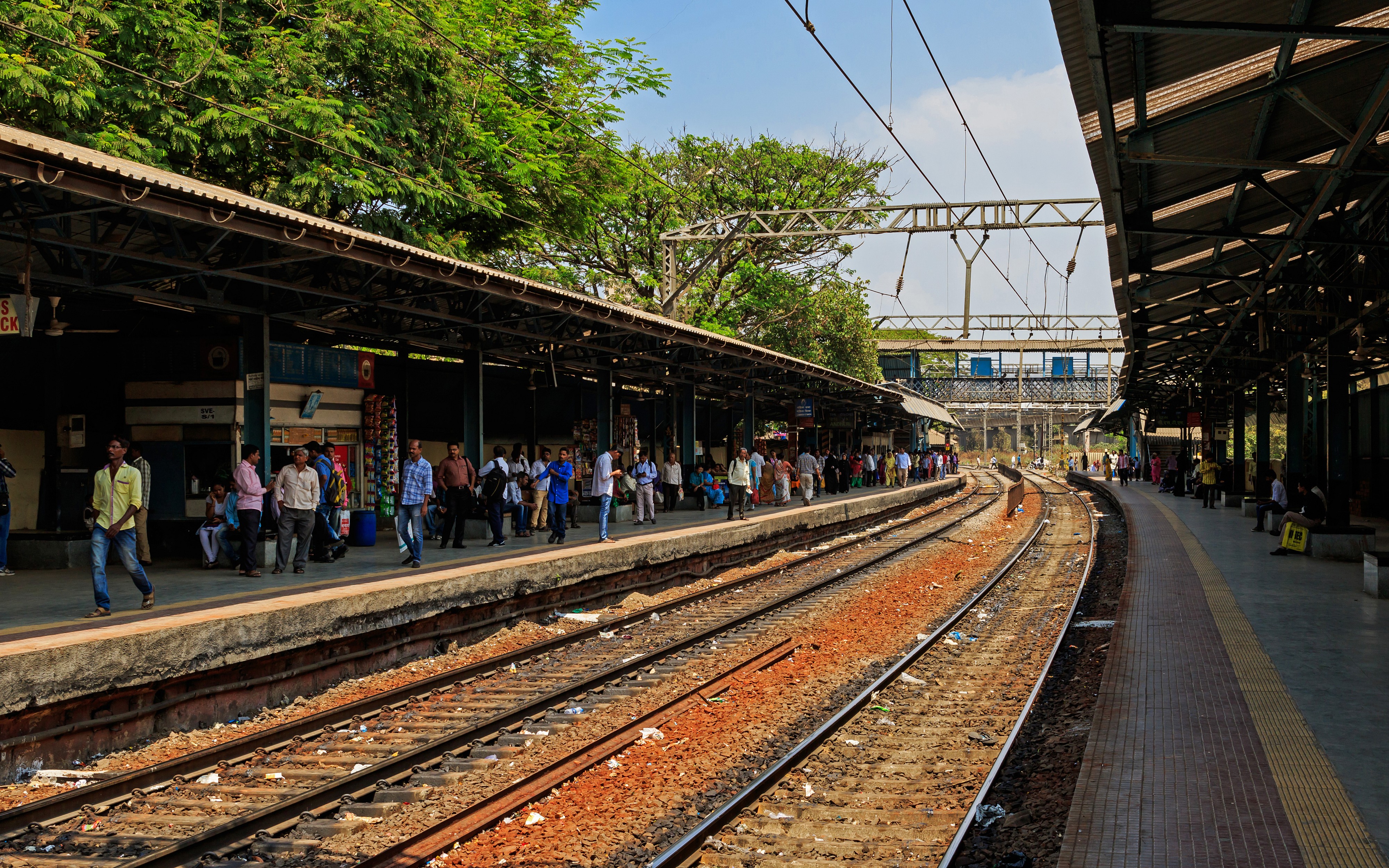 Mumbai 03-2016 56 Sewri station