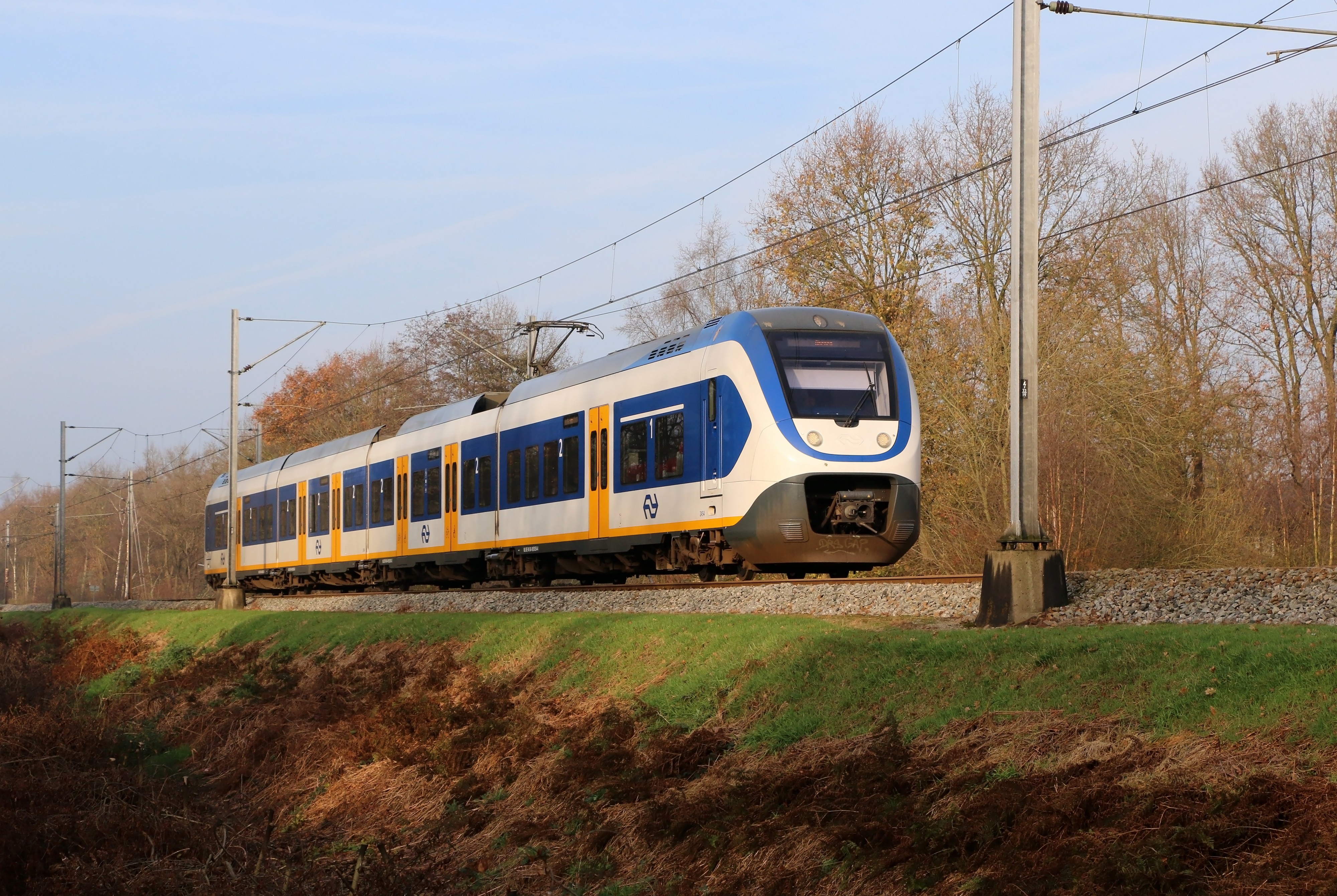 NS SLT4 2454 bij Overberg (15903408532)