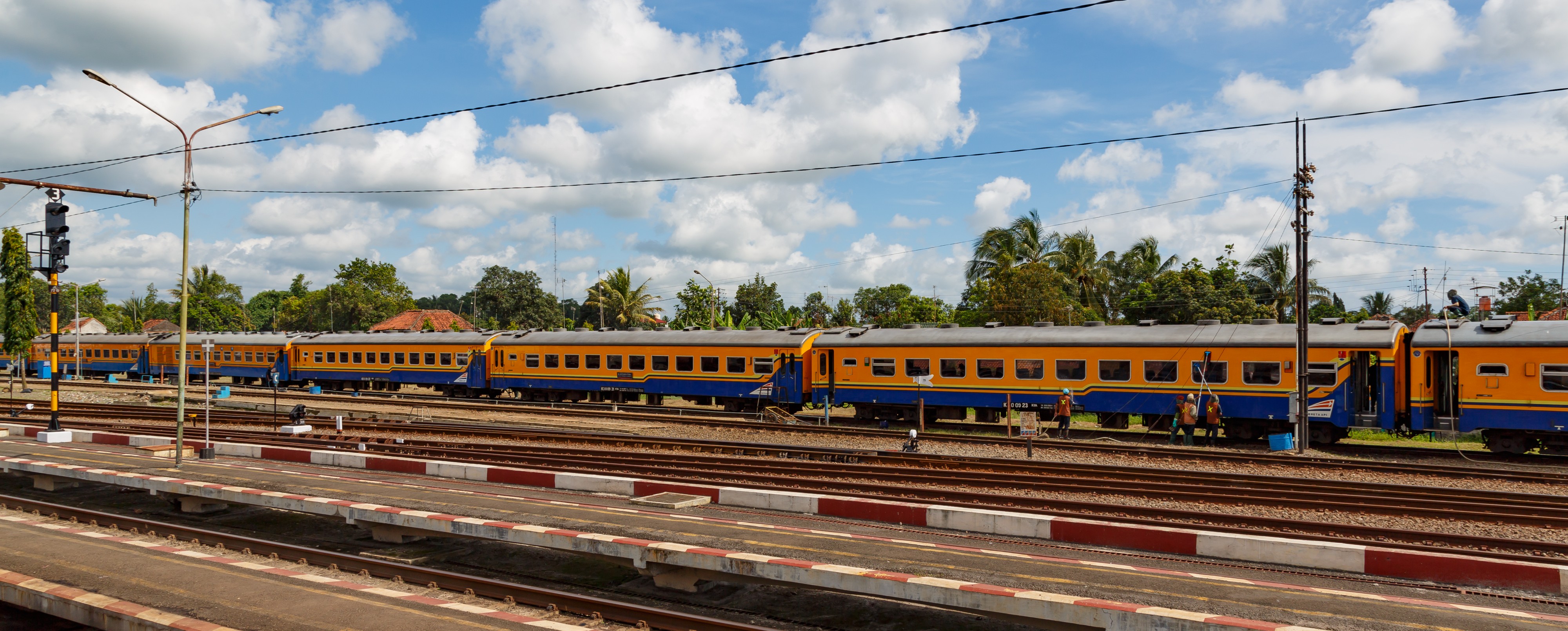 Purwokerto Indonesia Purwokerto-Station-02