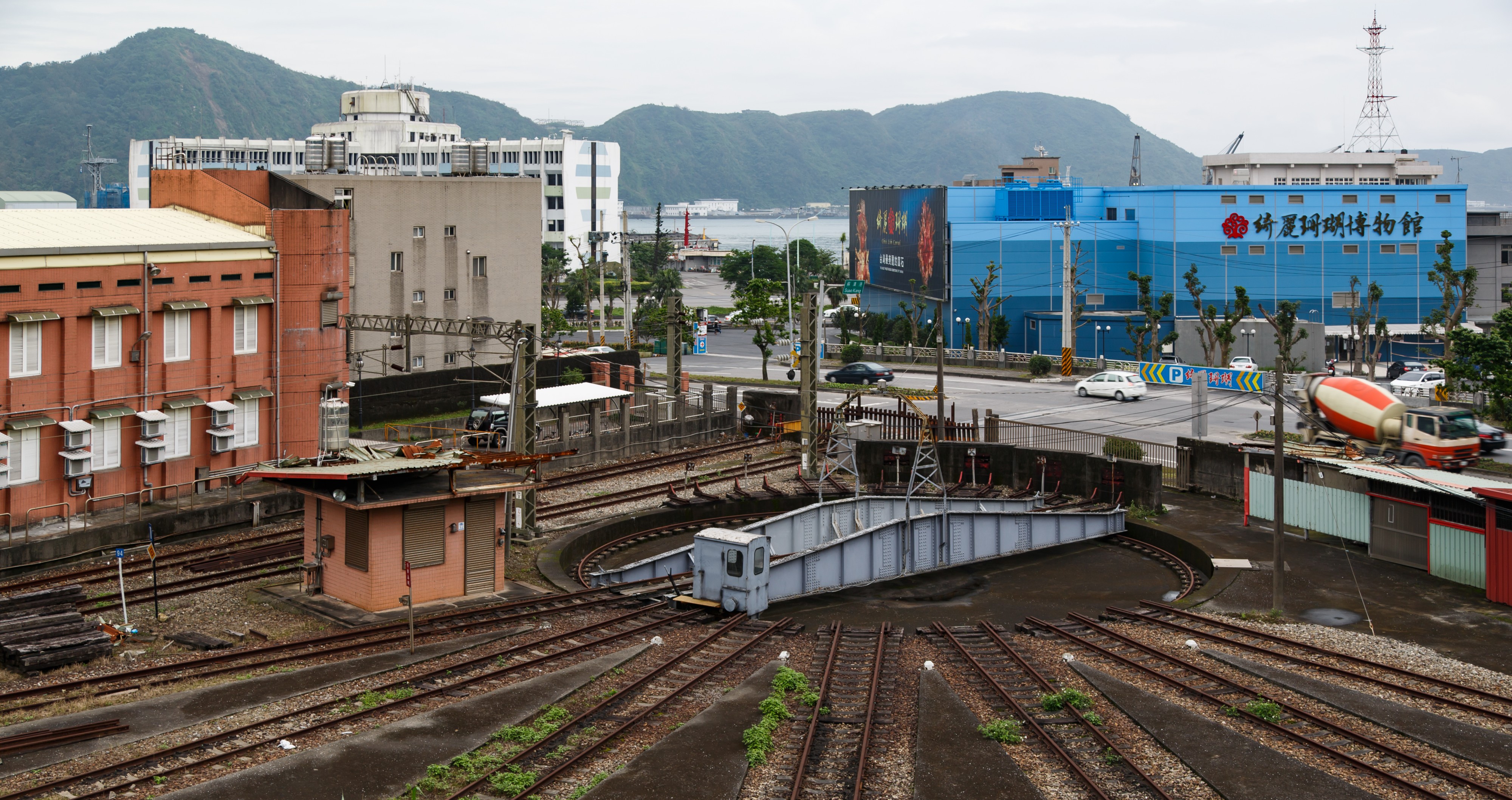 Suao Yilan Taiwan Suao-Railroad-Turntable-01