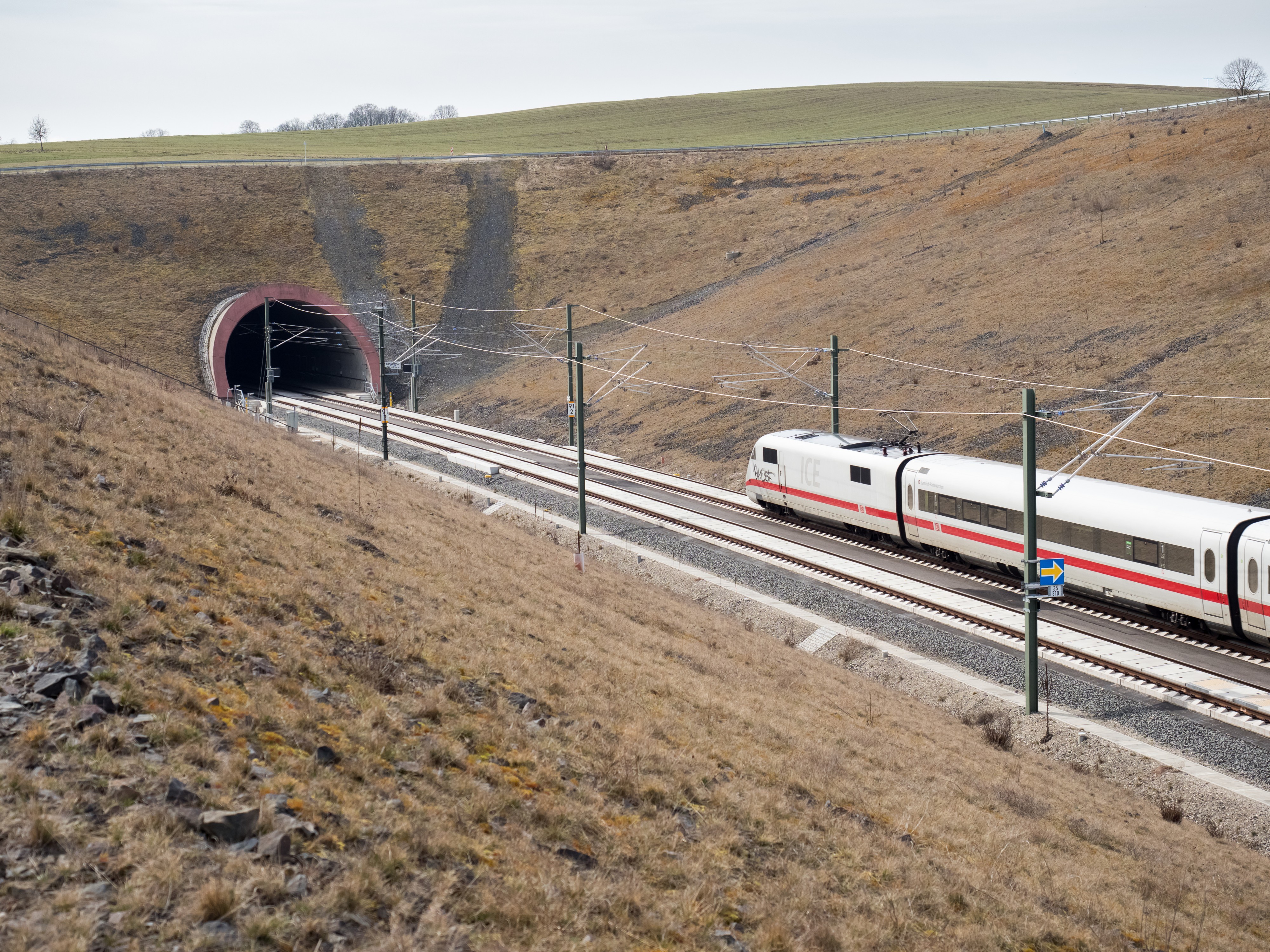 Tunnel Eierberge ICE 3300366