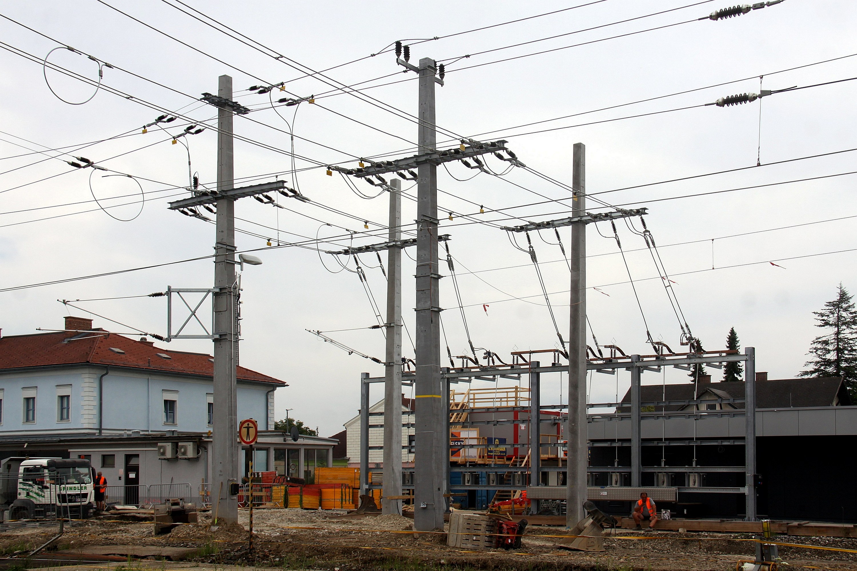 Total reconstruction of Neunkirchen station (025)