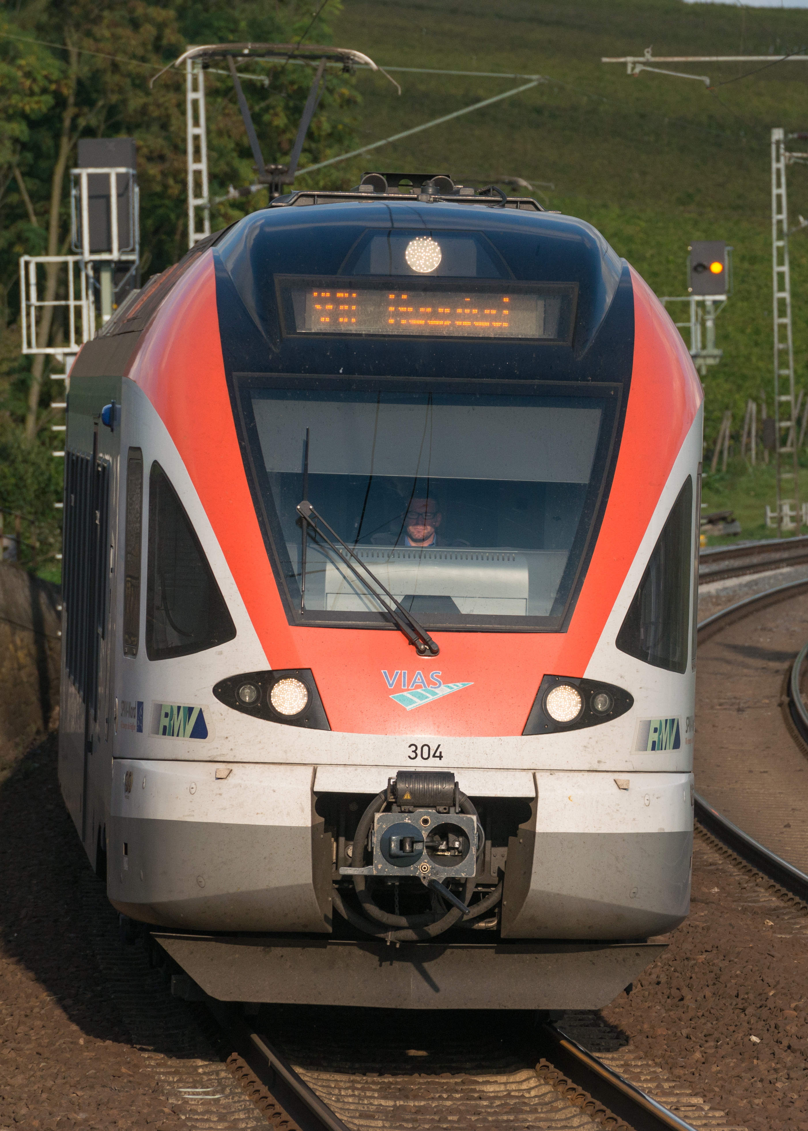 VIAS Stadler FLIRT double traction near Hattenheim 20141011 3
