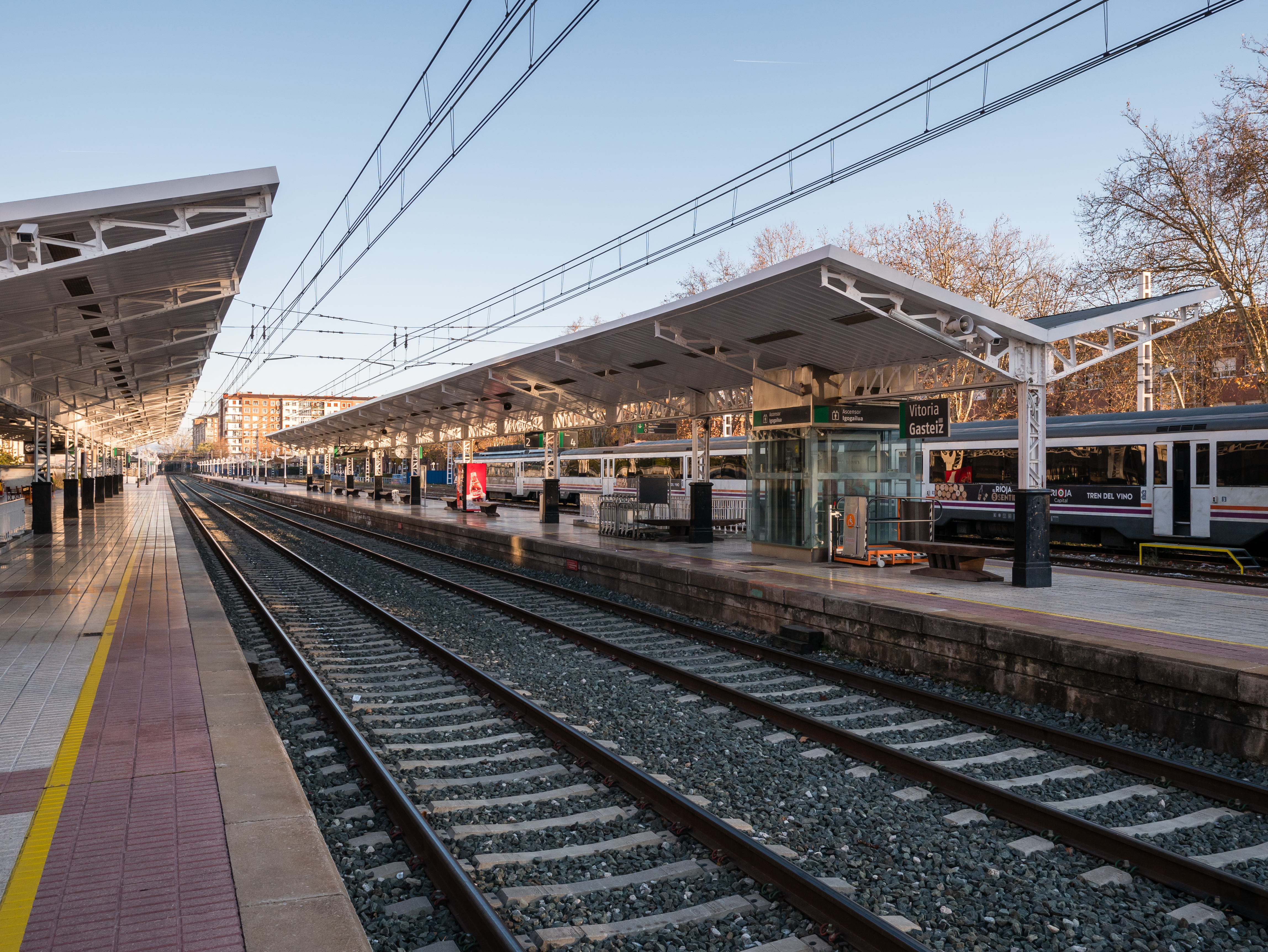 Vitoria - Estación RENFE 02