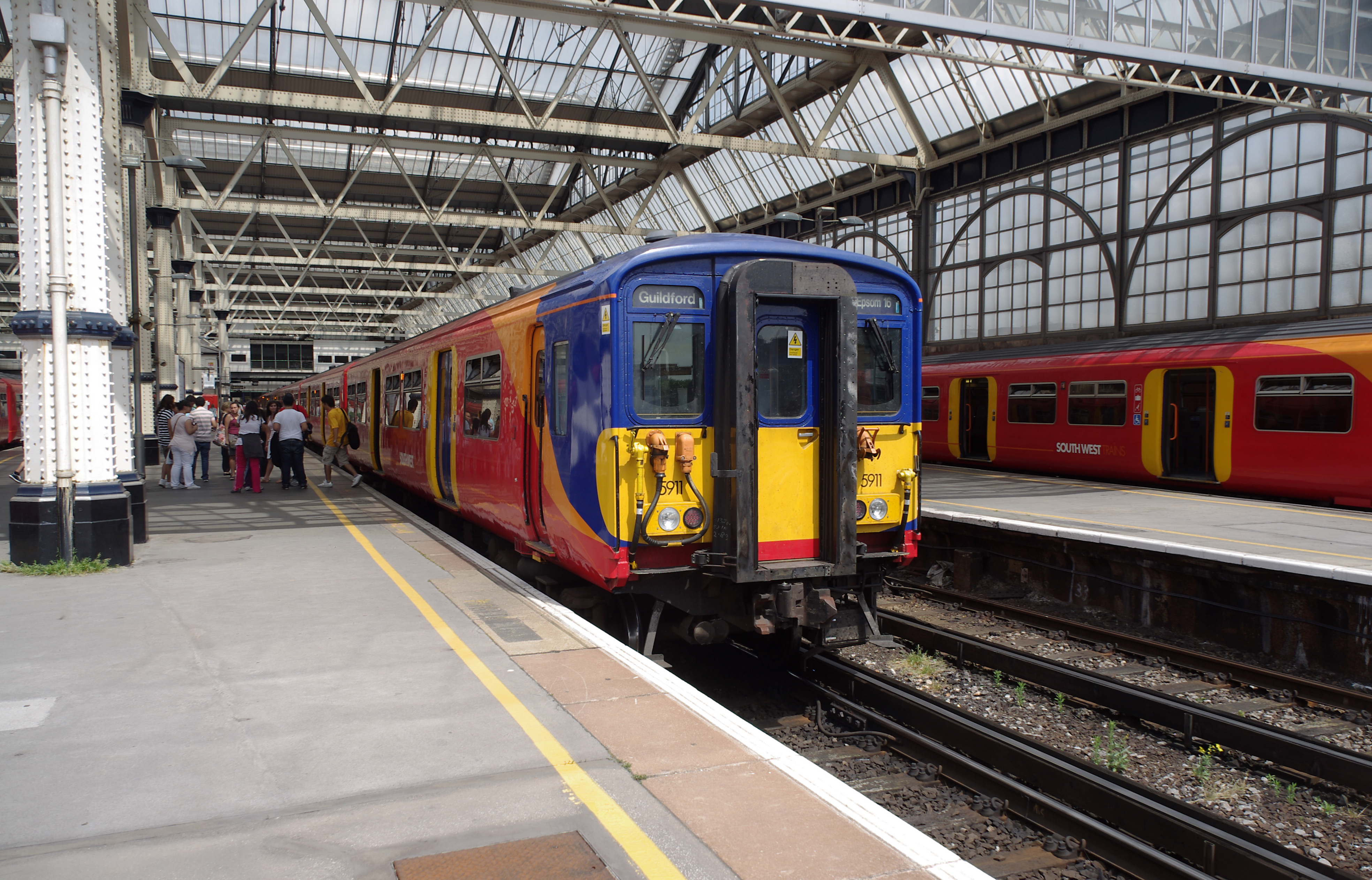Waterloo station MMB 15 455911