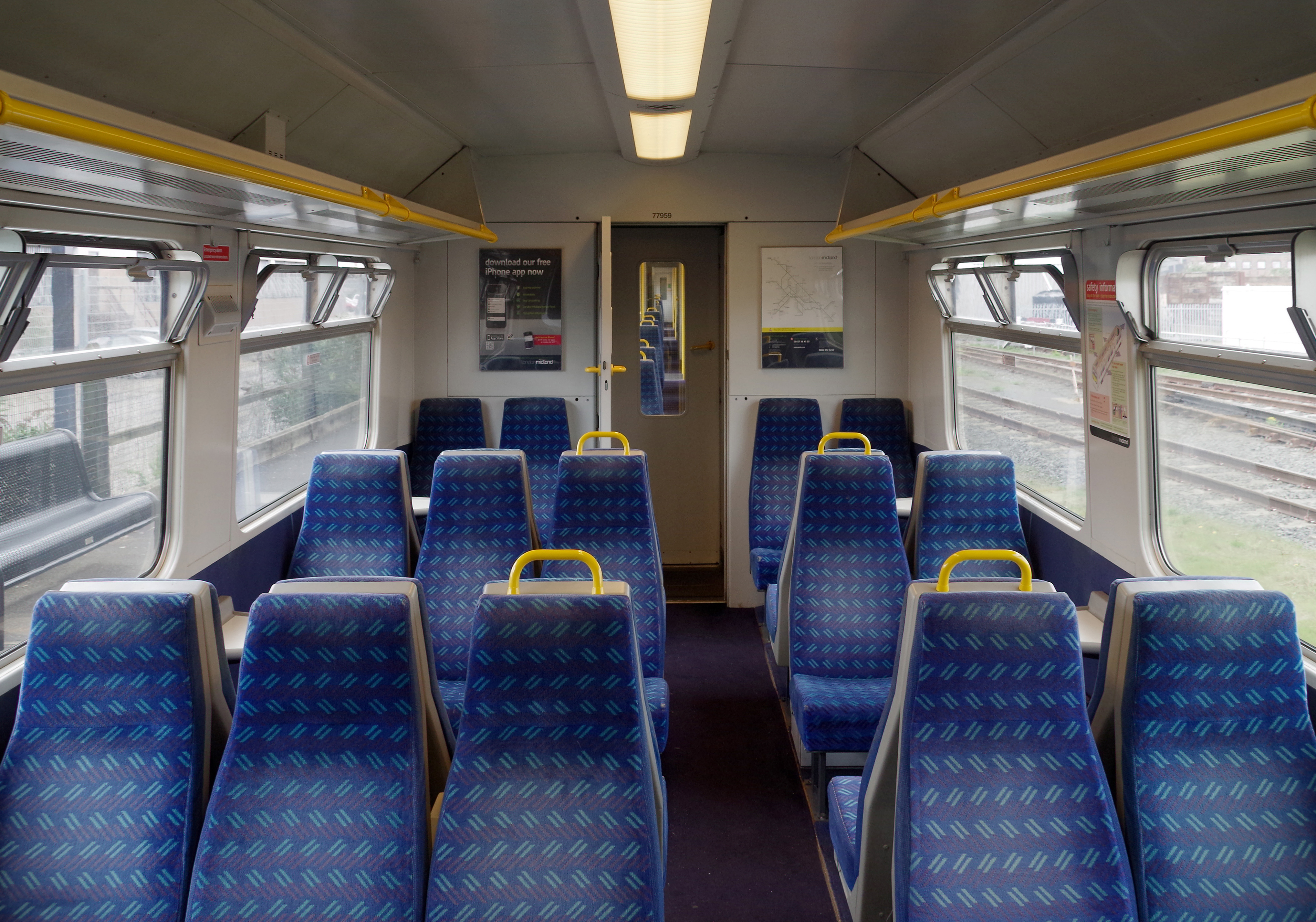 Watford Junction railway station MMB 37 321417