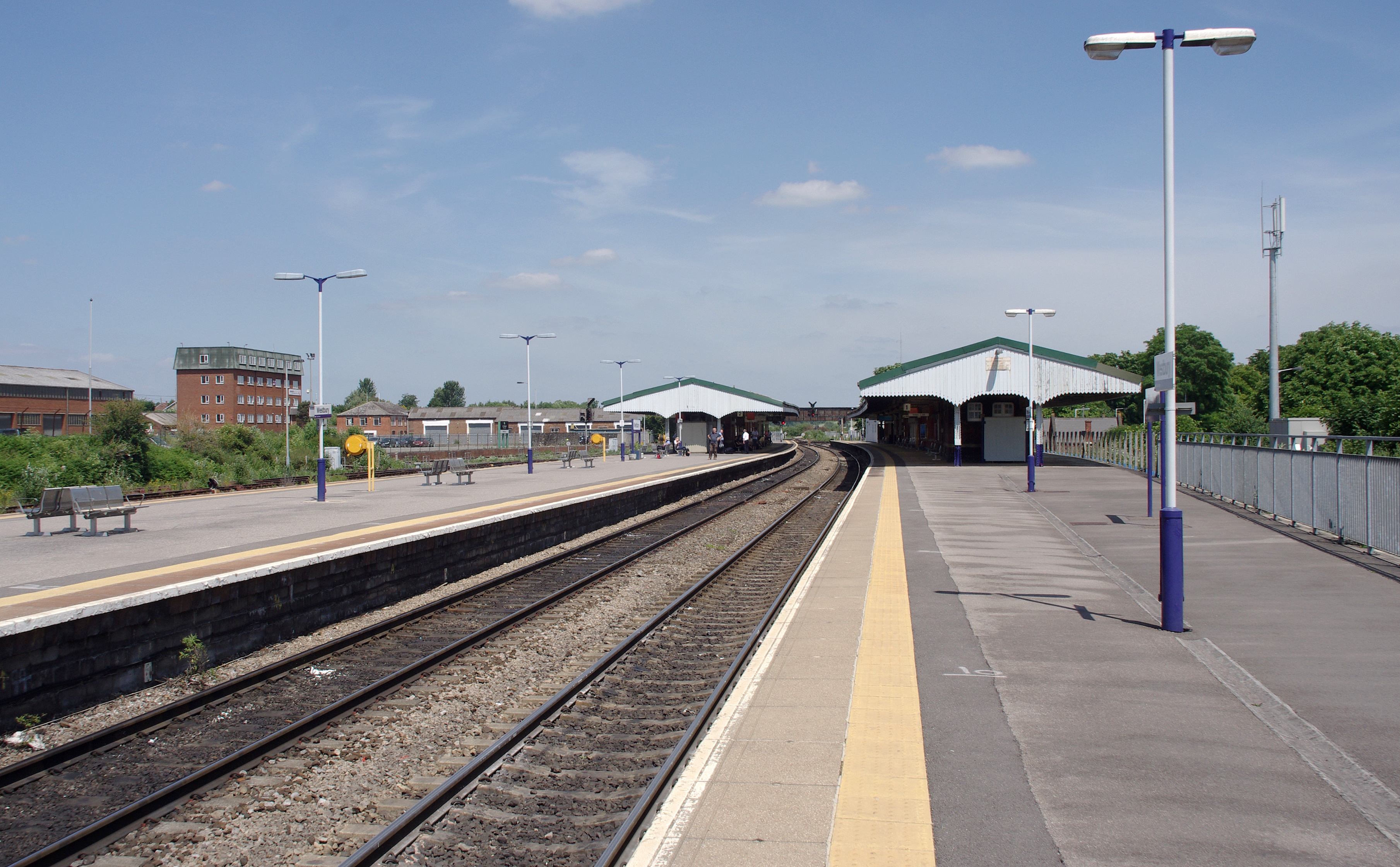 Westbury railway station MMB 31