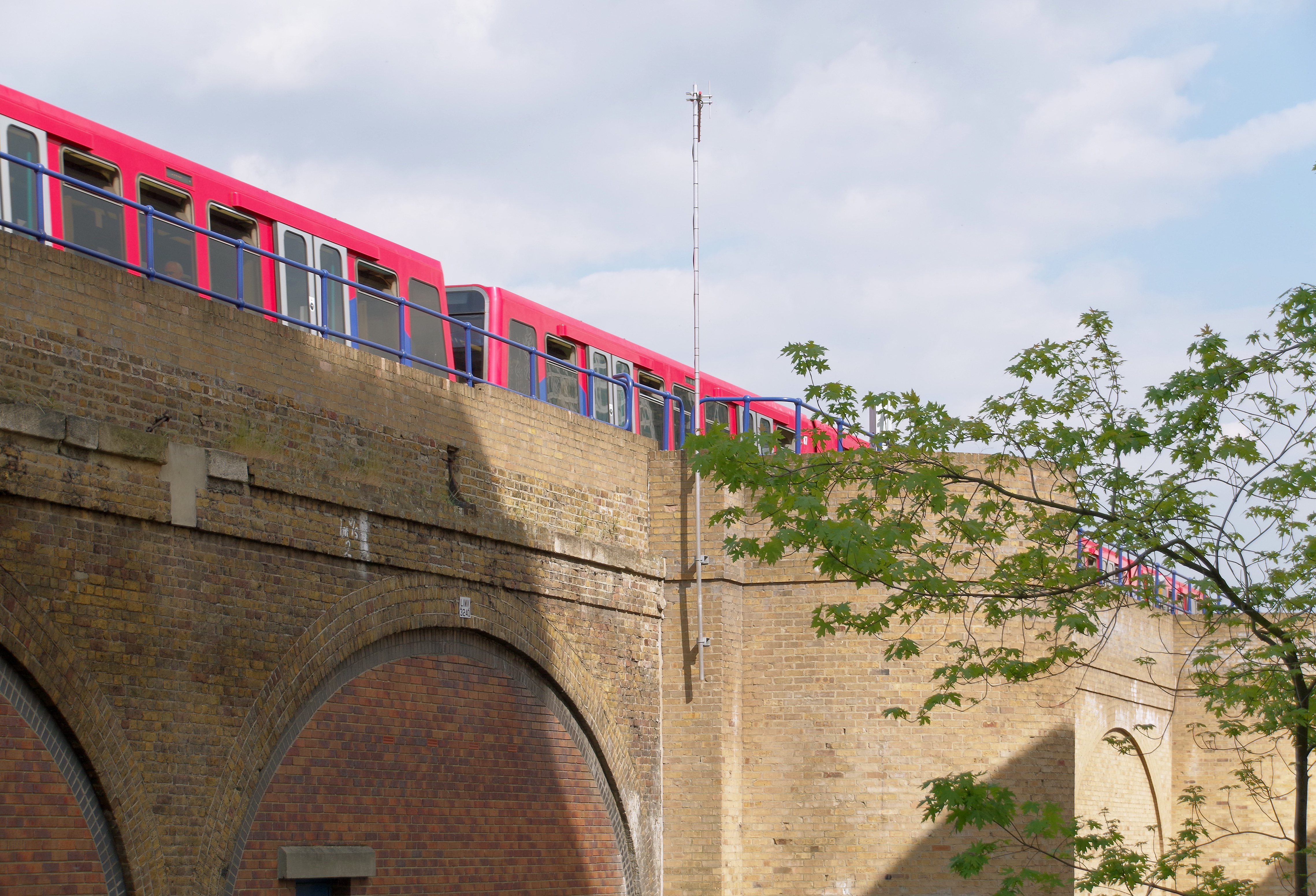 Westferry DLR station MMB 19