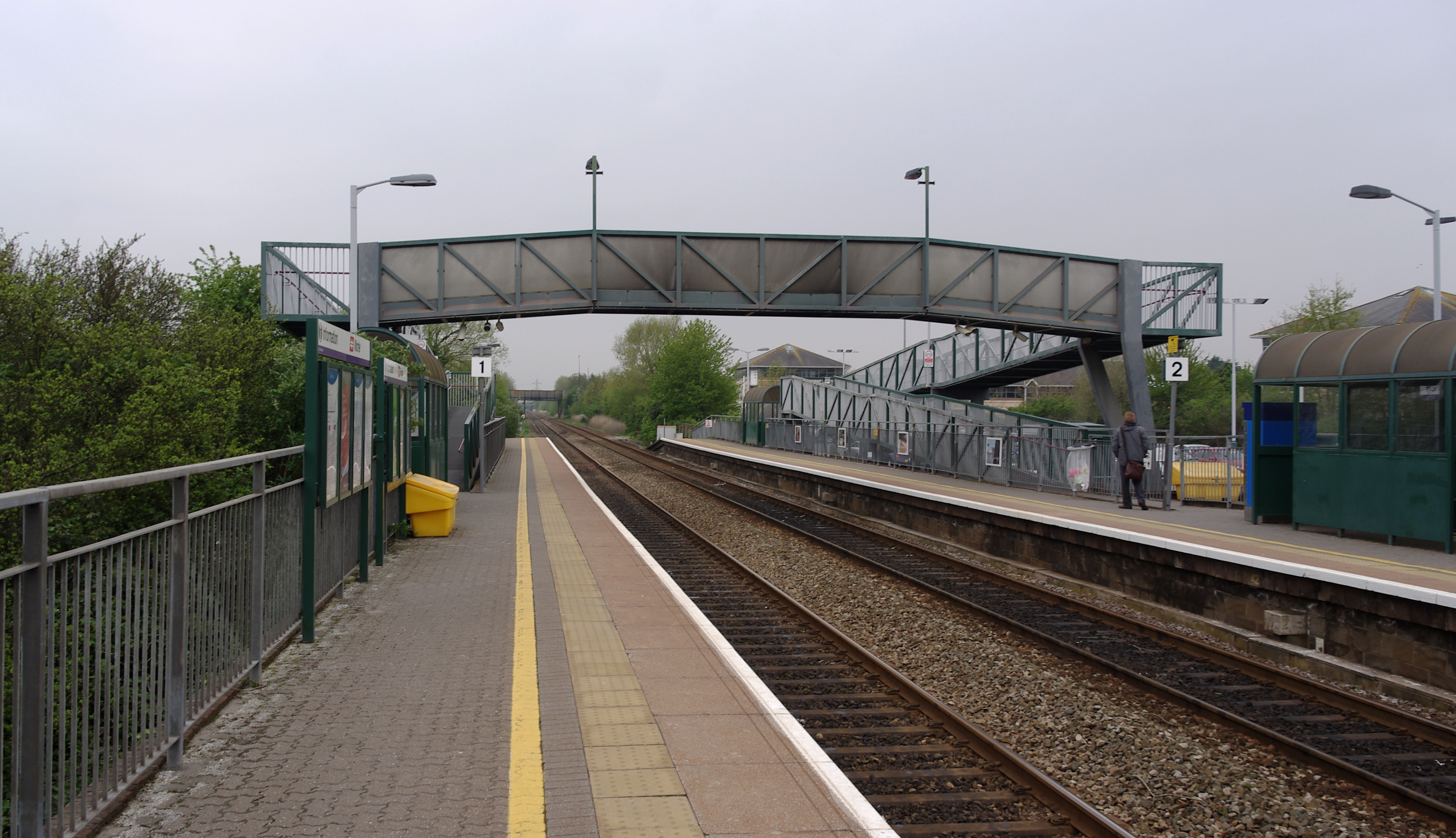 Worle railway station MMB 12