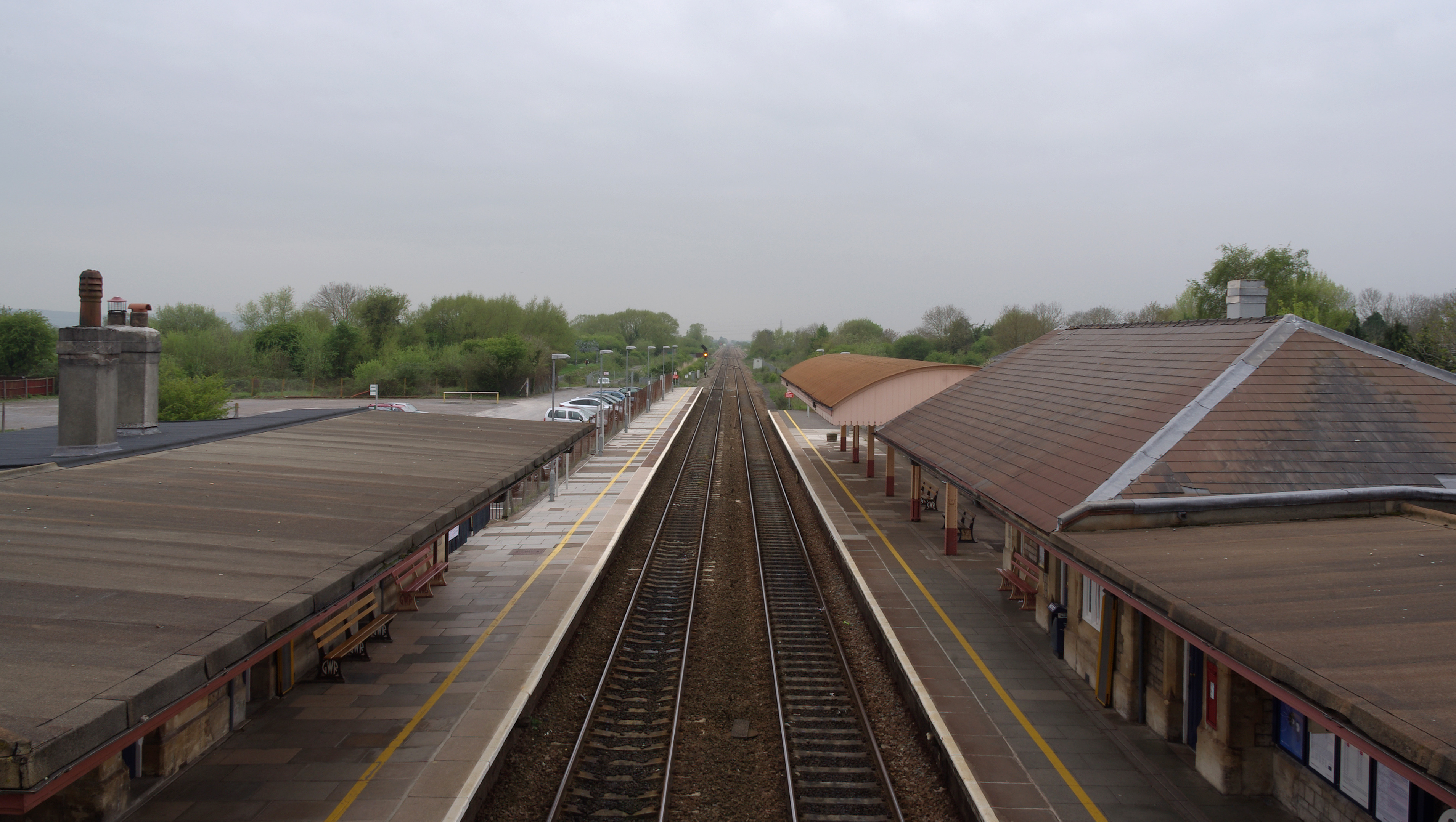 Yatton railway station MMB 25
